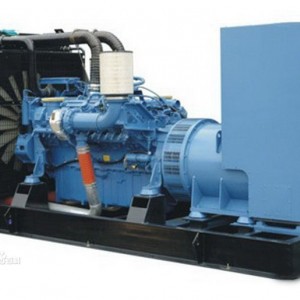 1800千瓦德國奔馳柴油發(fā)電機(jī)組