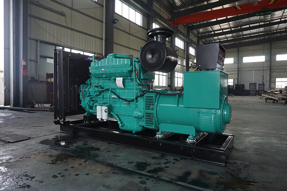 NTA855-G1B重慶康明斯動力配套300KW柴油發電機組報價